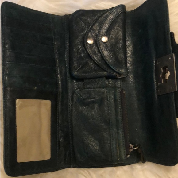 Juicy trifold leather wallet - Picture 4 of 8